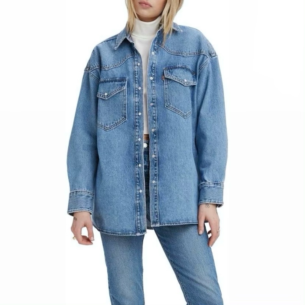 Levi’s Dylan Iconic Western denim shirt jacket. 💙
